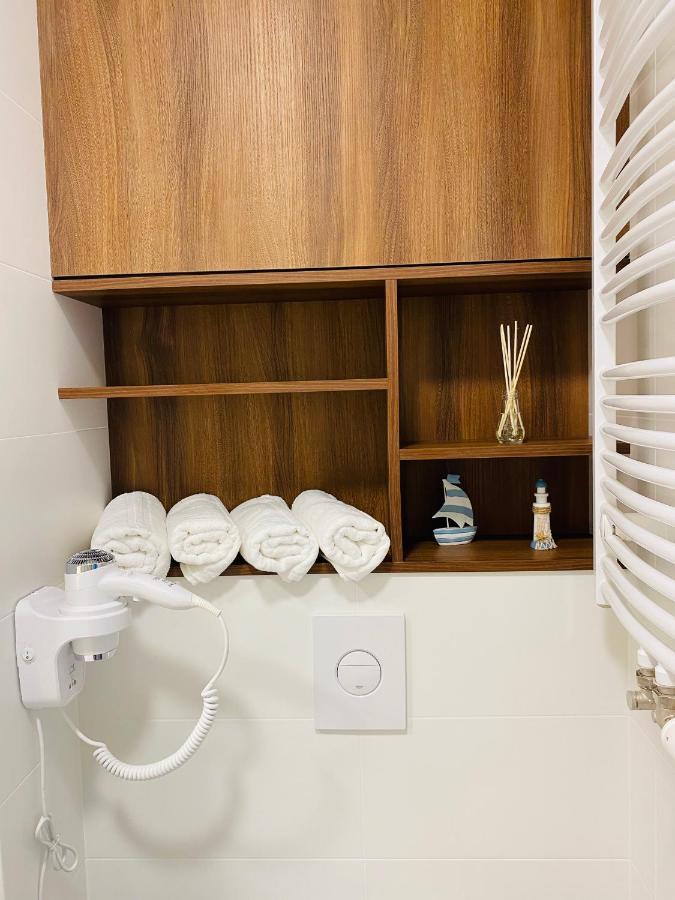 Bel Mare II Apartament Prywatny Lägenhet Miedzyzdroje Exteriör bild
